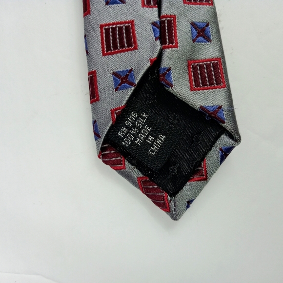 F.R. Tripler & Co 100% Silk Men's Tie - Picture 6 of 6